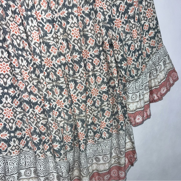 Beach Lunch Lounge gray & maroon paisley smocked peasant top - Picture 6 of 10